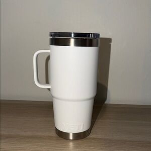 YETI White Insulated Mug with Handle 20oz